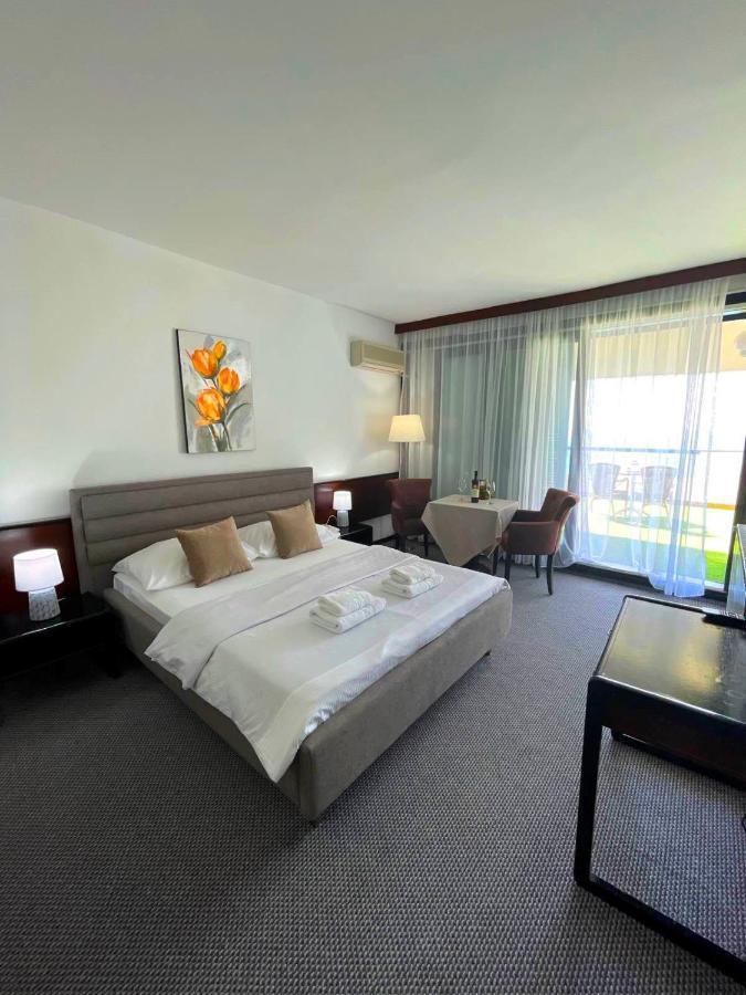 Corpus A - Hotel Albatros Ülgün Dış mekan fotoğraf