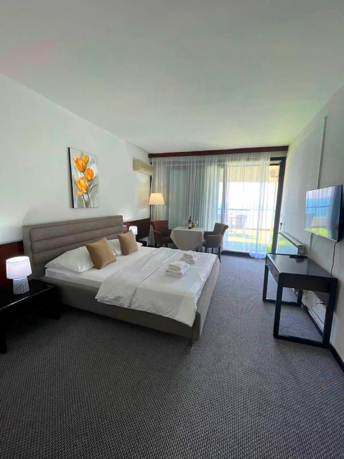 Corpus A - Hotel Albatros Ülgün Dış mekan fotoğraf